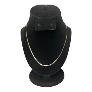 Vintage American Showcase Silver Tone Chain Necklace 18” Made in Korea